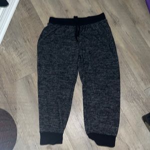 Capri Joggers